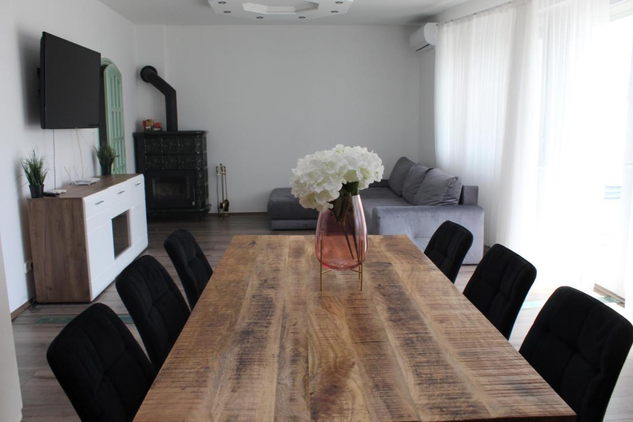 Sunny House Apartman 塞格德 外观 照片
