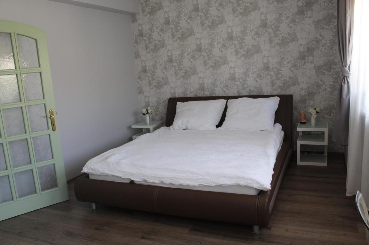 Sunny House Apartman 塞格德 外观 照片