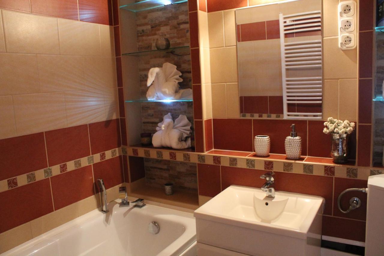 Sunny House Apartman 塞格德 外观 照片