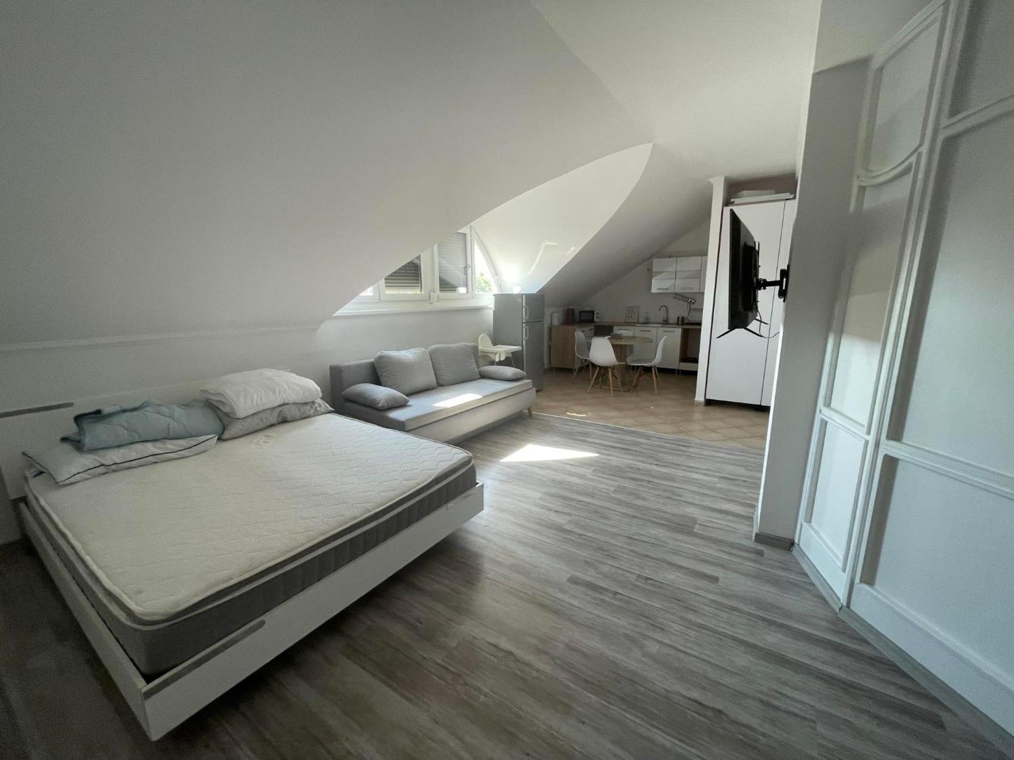 Sunny House Apartman 塞格德 外观 照片